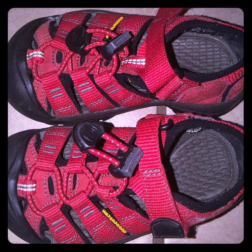 Keen toddler sandals (unisex)